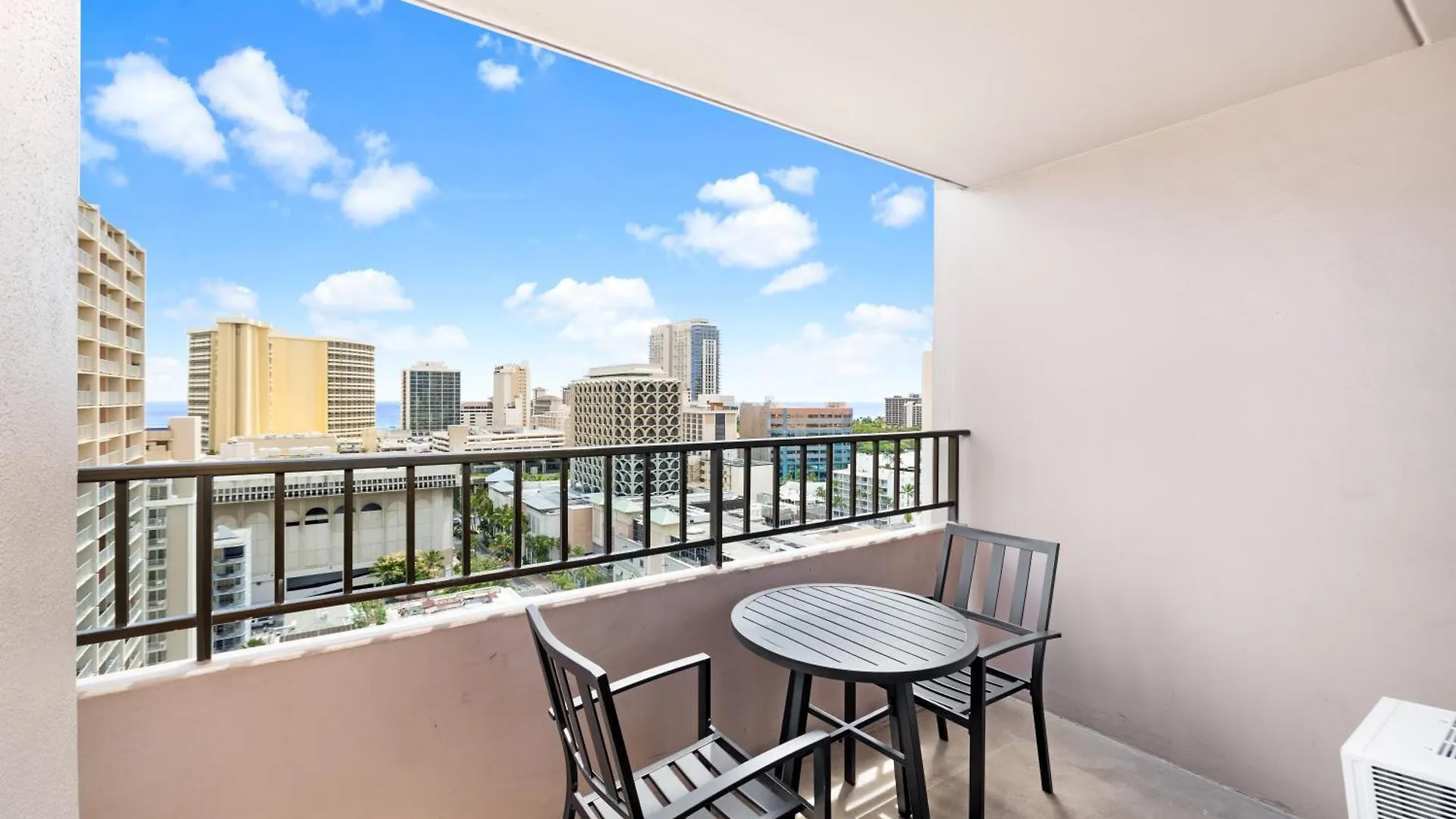 Holiday home Royal Kuhio 1709 - Spacious Studio With Stunning Ocean City Views In The Heart Of Waikiki! Honolulu